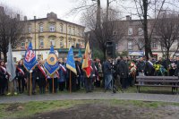 Uroczystość odsłonięcia pamiątkowego obelisku, ku pamięci mieszkańców Górnego Śląska, którzy byli więzieni w hali targowej w Świętochłowicach i ponieśli śmierć w wyniku represji władz komunistycznych od lutego do kwietnia 1945 roku.