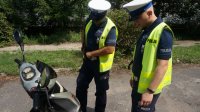 Policjanci kontrolowali także jednoślady.