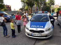 Wszystkie dzieci mogły m.in. zobaczyć radiowóz od środka.
