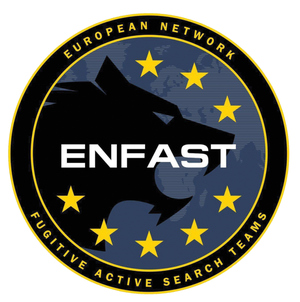 logo European Network of Fugitive Active Search Teams (ENFAST) - europejskiej sieci zespołów poszukiwań, której członkiem jest także polska Policja.