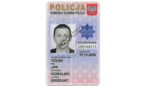 Nowy wzór legitymacji policyjnej