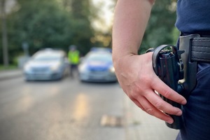 na zdjęciu policjanci podczas zabezpieczenia święta miasta