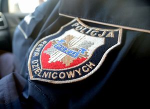 naszywka z napisem policja rewir dzielnicowych