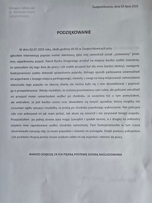 zdjęcie przedstawia kartkę z podziękowaniami dla policjantów