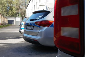 zdjęcie przedstawia radiowóz