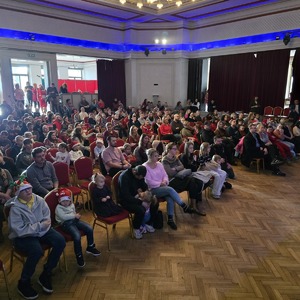 zdjęcie przedstawia widownie