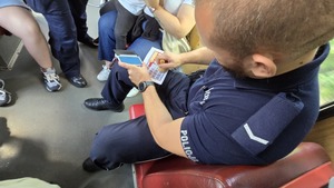 wnętrze tramwaju